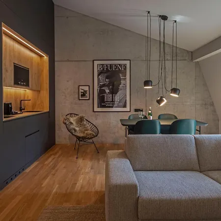 Aparthotel B5 *